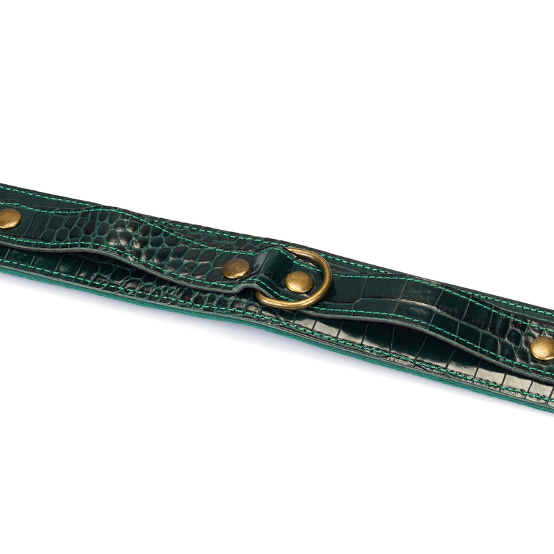 Limited Edition: Crocodile-effect Dark Green- Leather Collar with Chain Leash