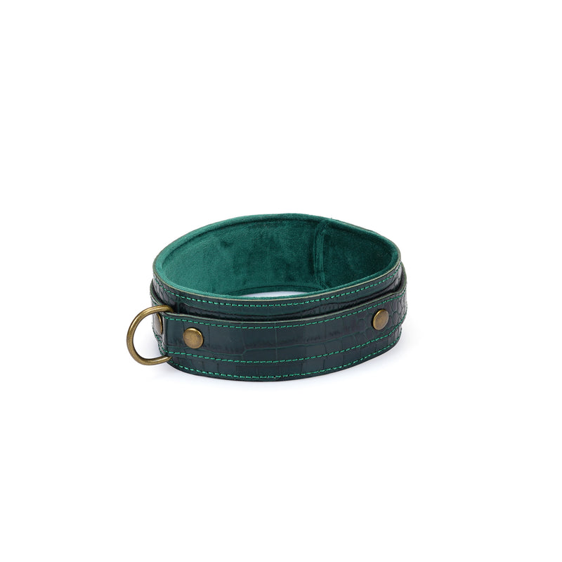 Limited Edition: Crocodile-effect Dark Green- Leather Collar with Chain Leash